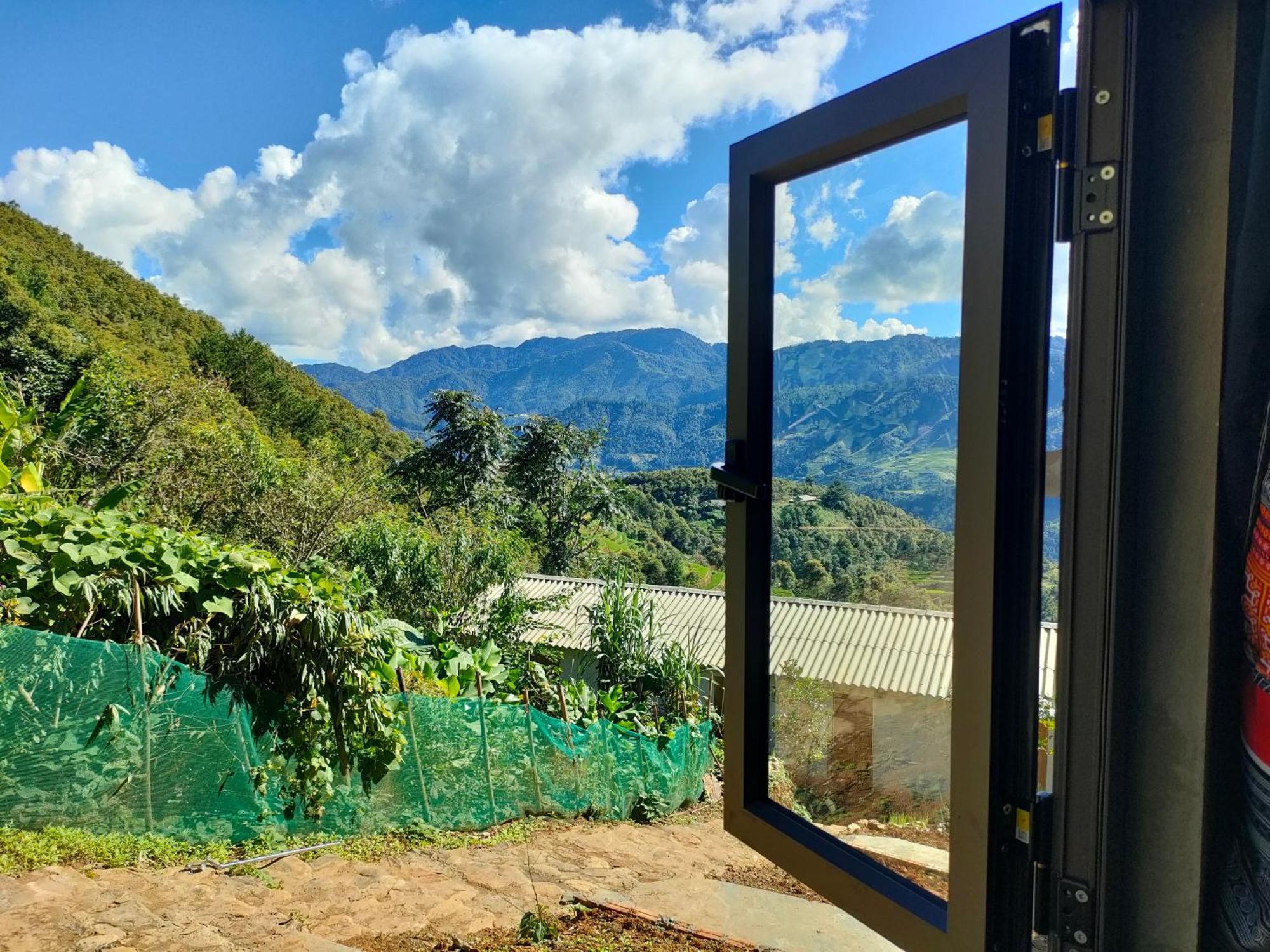 Indigenous Homestay- Trek- Food- Bus Mu Cang Chai Room photo