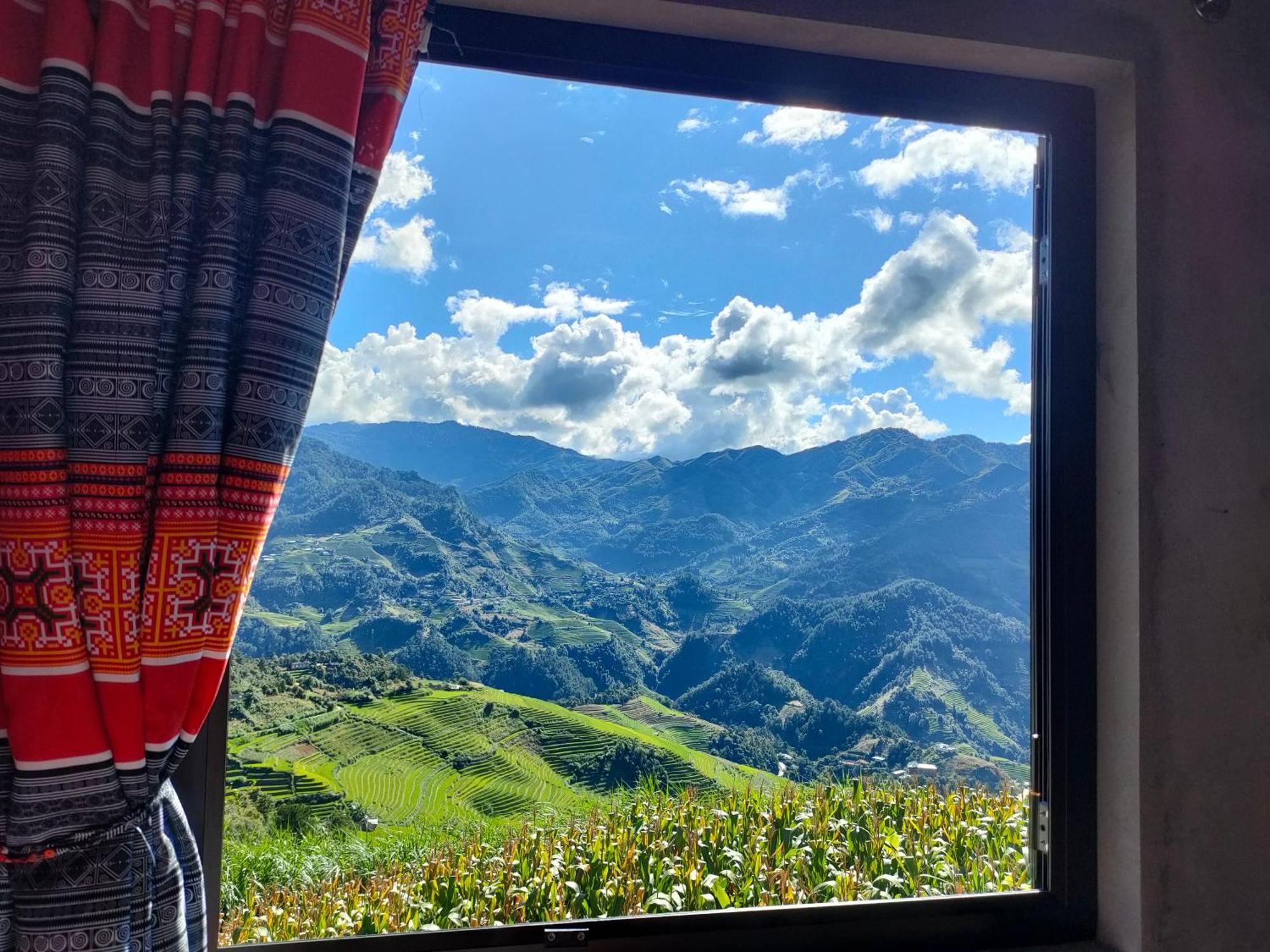 Indigenous Homestay- Trek- Food- Bus Mu Cang Chai Room photo